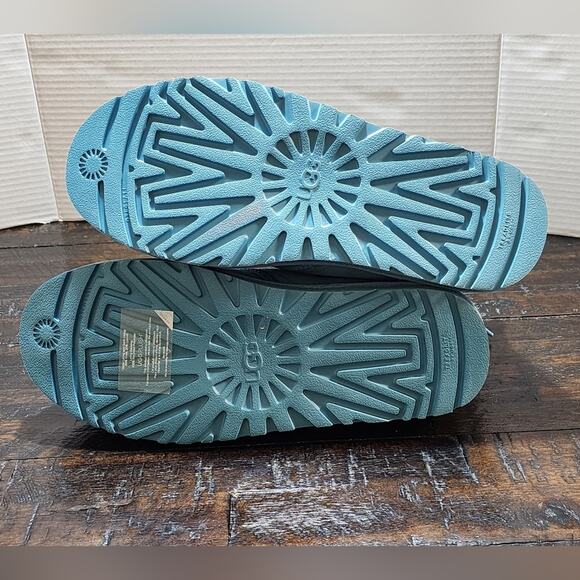Ugg Nemuel‎ light aqua blue suede leather sherpa boots Booties men\'s size 11 main image 4
